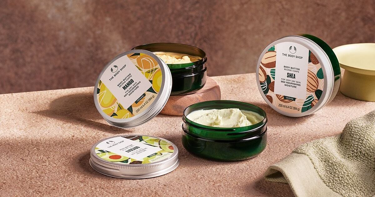 338424 100 vegan the body shop cover 1705981725 Các hãng mỹ phẩm thuẩn chay nổi tiếng được review tích cực nhất